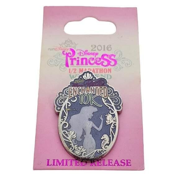 Disney 2016 Princess 1/2 Marathon Weekend Enchanted 10K Pin L308 - Picture 2 of 6